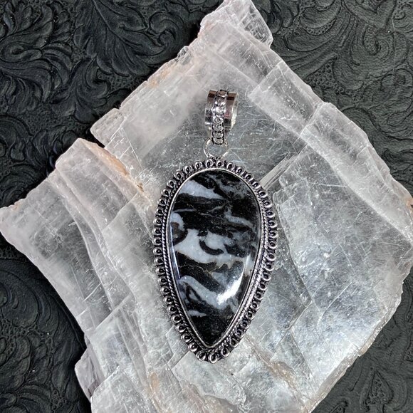 Zebra Jasper Pendant Stone Crystal Jewelry - Picture 7 of 8